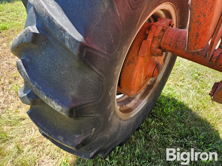1962-allis-chalmers-d17-image-20