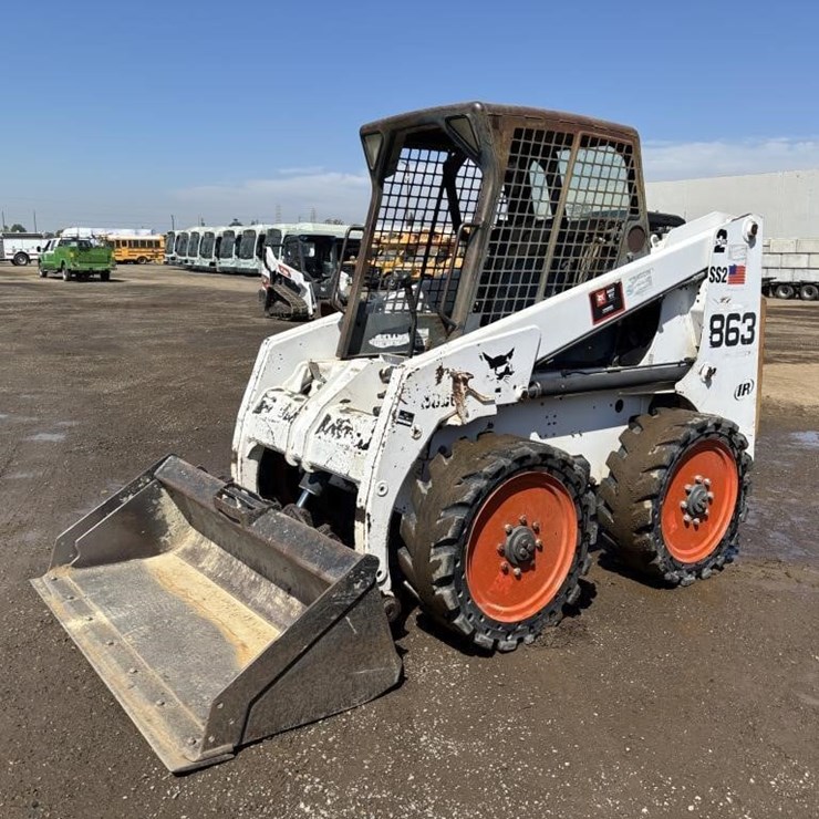 2002 BOBCAT 863