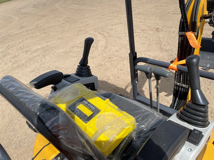 #9370-•-2025-unused-cfg-mini-excavator-image-5