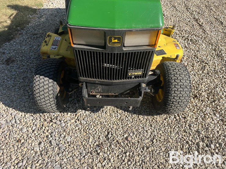 john-deere-425-image-10