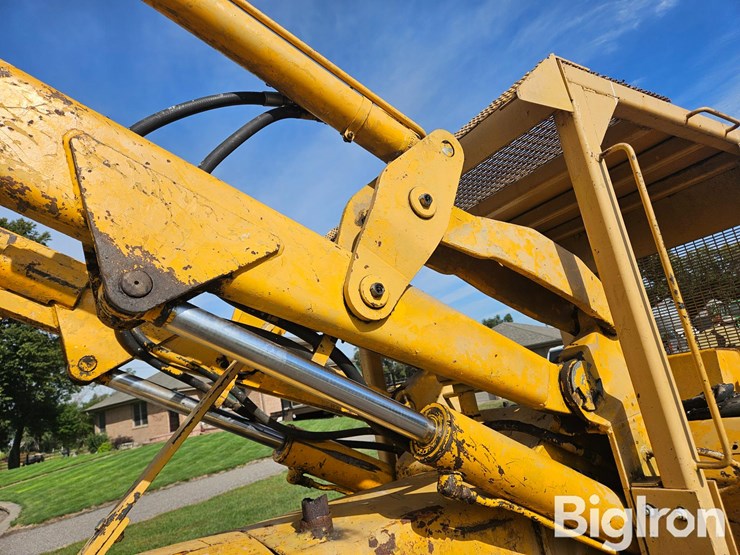 john-deere-450-image-12