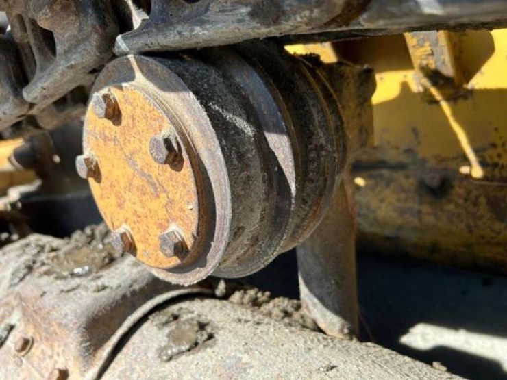 1990-caterpillar-d3c-image-31
