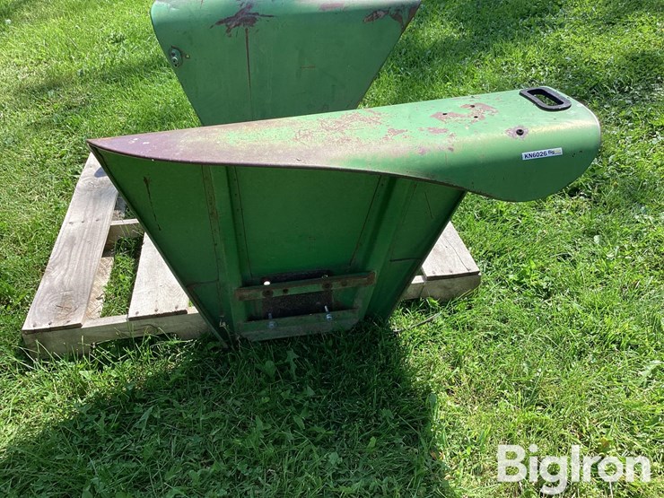 john-deere-10-image-18