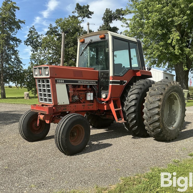1979 INTERNATIONAL 1086