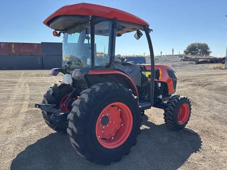 2019-kubota-mx5400-image-3