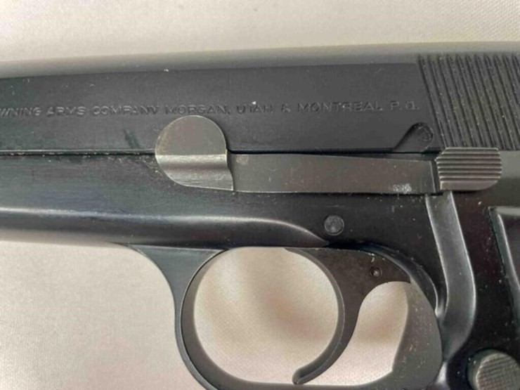 browning-hi-power-9mm-pistol-image-6