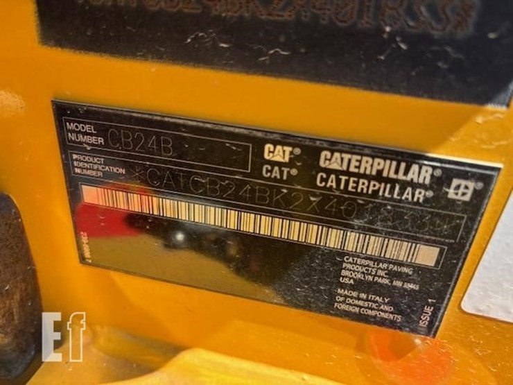2019-caterpillar-cb24b-image-27