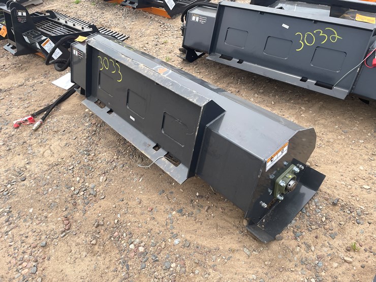 #3033-•-unused-2025-wolverine-skid-steer-hydraulic-rotary-tiller-attachment-image-3
