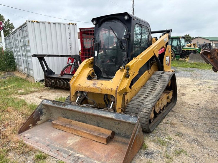 2020-caterpillar-299d3-image-6