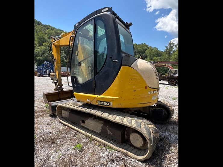 jcb-8080-image-4