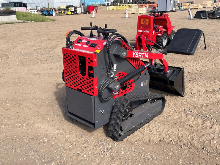 #9471-•-unused-2025-agt-skid-steer-loader-image-3