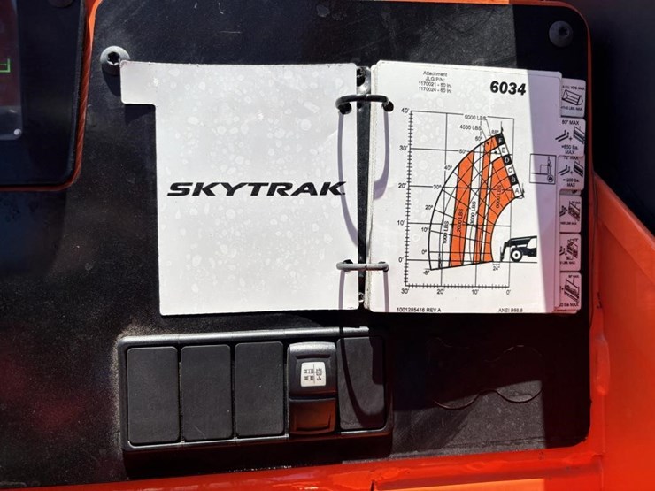 2024-sky-trak-6034-image-30