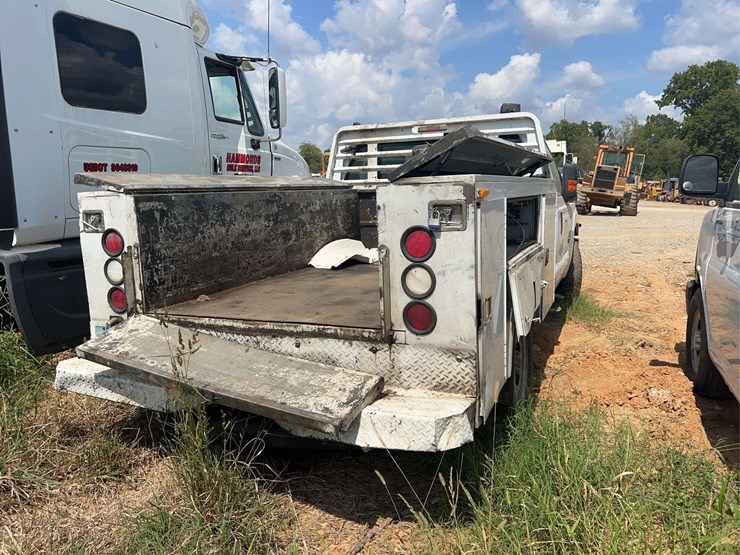 ford-f250-xl-image-4