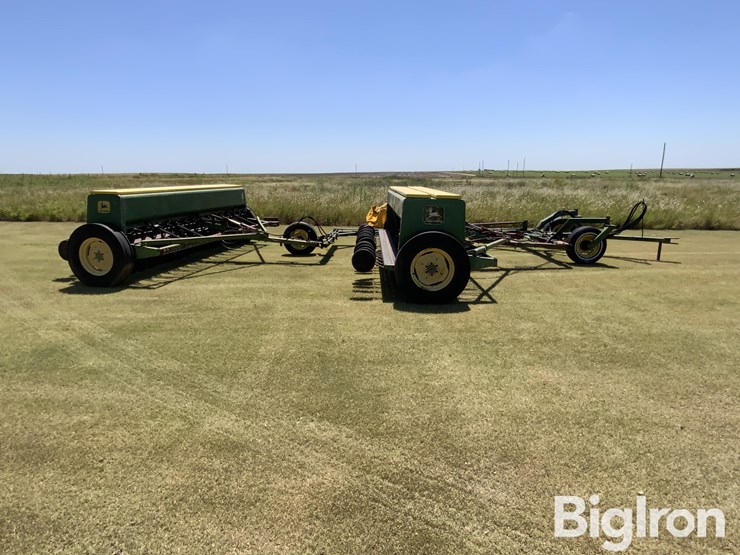 john-deere-8300-image-4