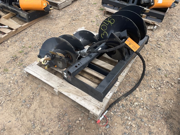 #3046-•-unused-2025-wolverine-skid-steer-auger-drive-and-bit-attachment-image-1