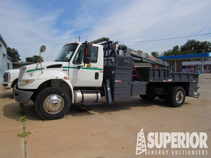 2012-international-durastar-4300-image-3