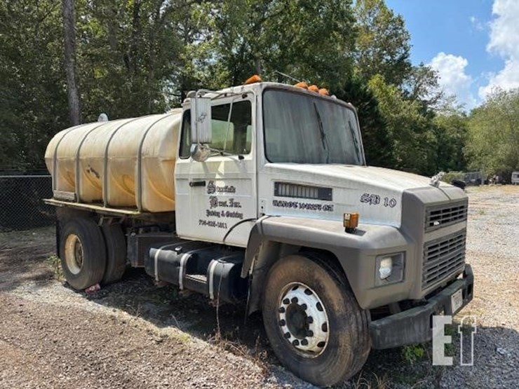 1997-mack-midliner-cs300-image-3