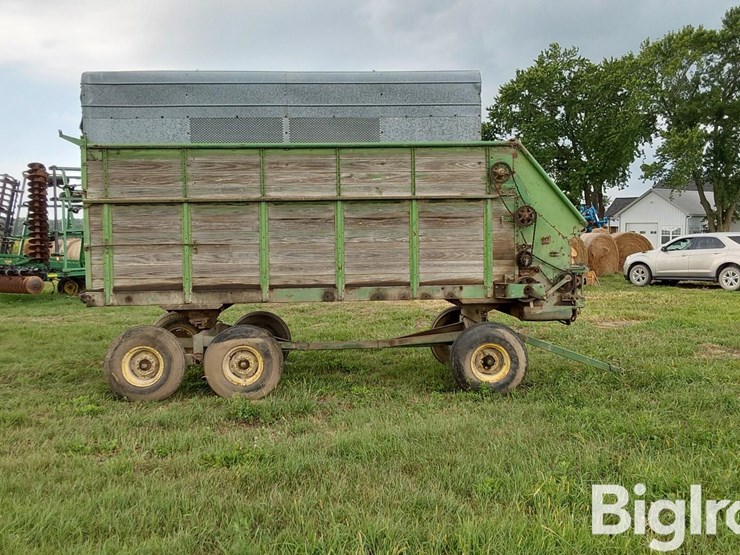 john-deere-125-image-4