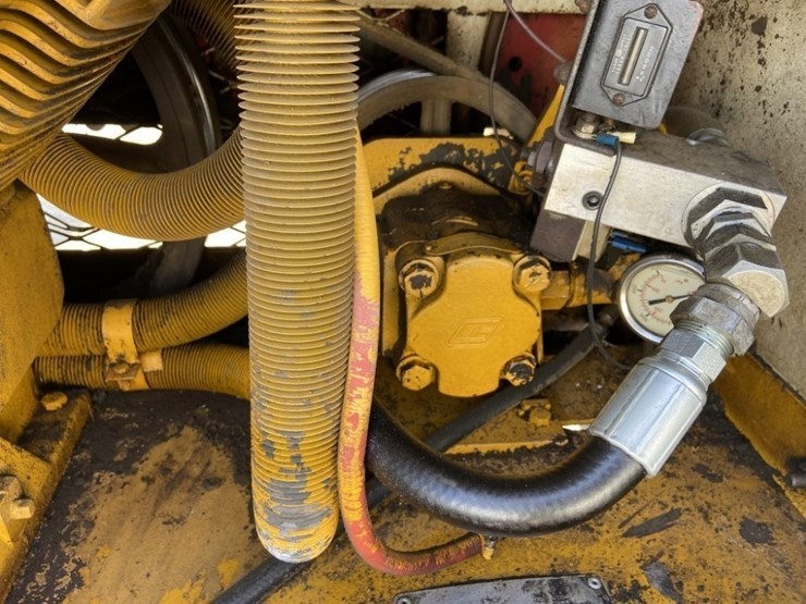 1988-mack-rd686s-image-43