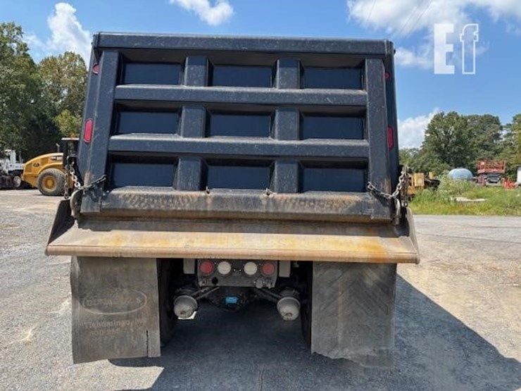 2022-kenworth-t880-image-5