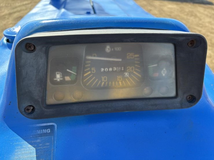 ford-2810-image-22