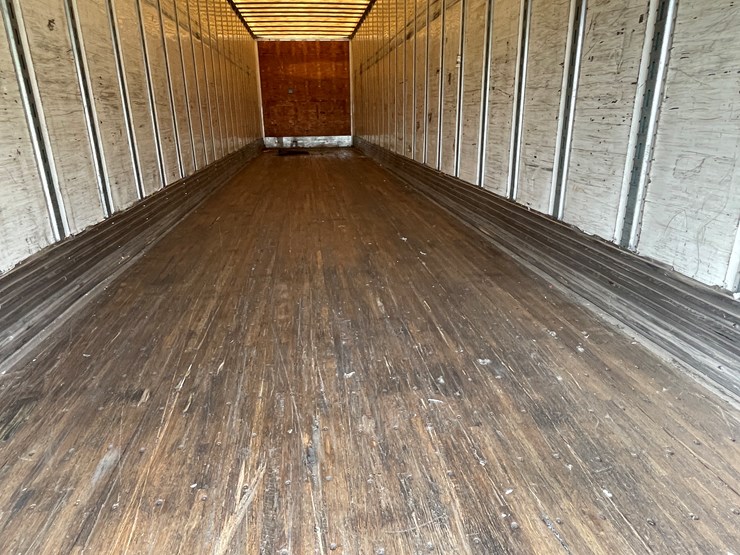 2012-utility-van-image-19