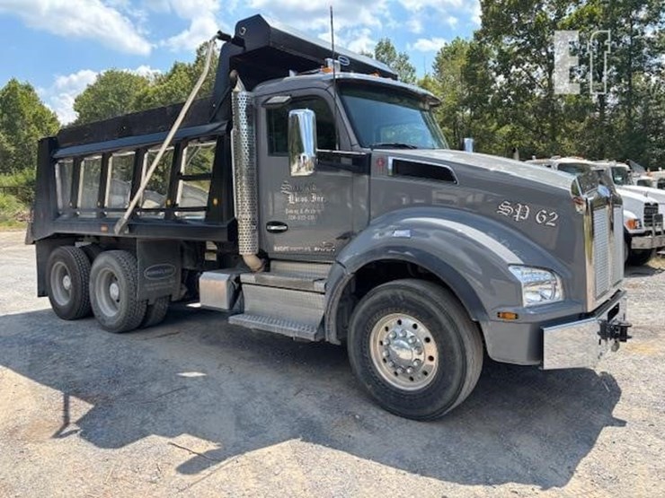 2022-kenworth-t880-image-3