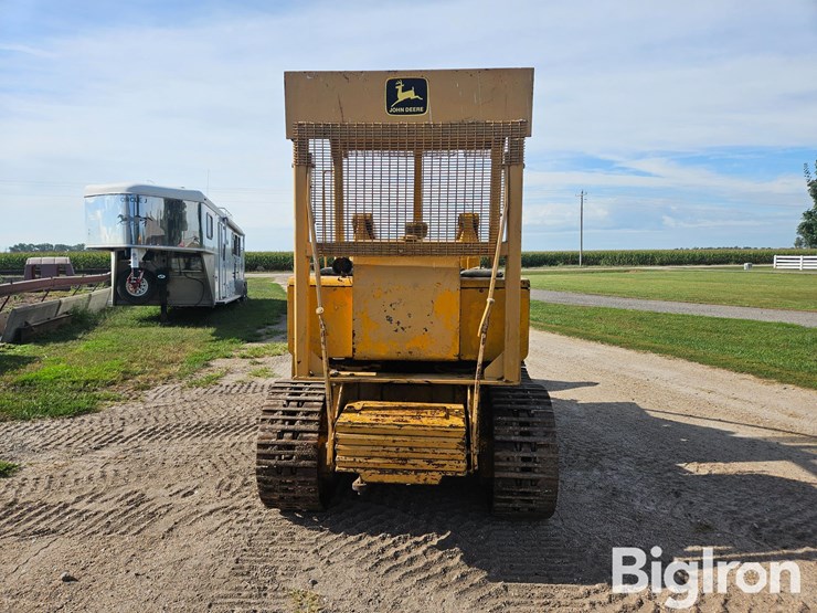 john-deere-450-image-6