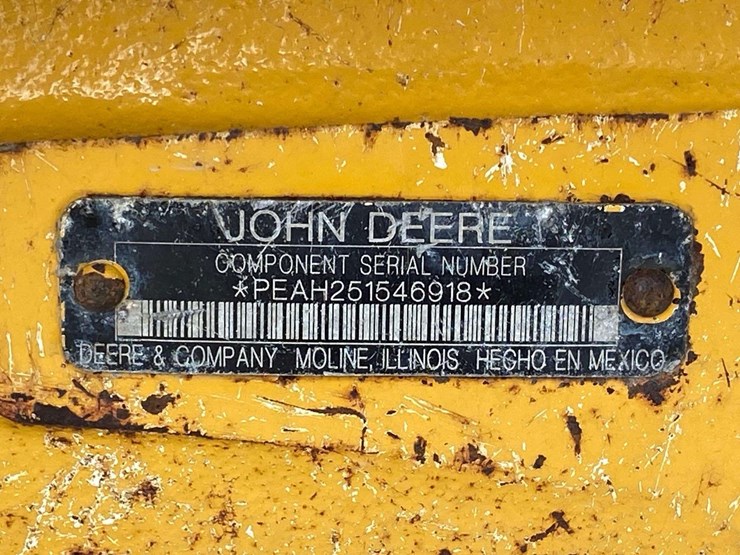 2015-deere-410e-image-17