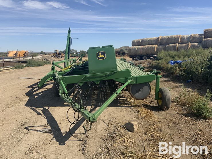 john-deere-9400-image-2