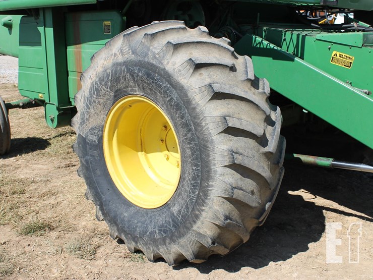 john-deere-4420-image-9