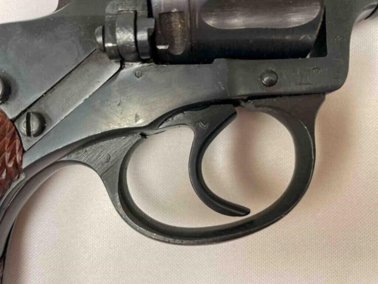 1944-nagant-revolver-image-22