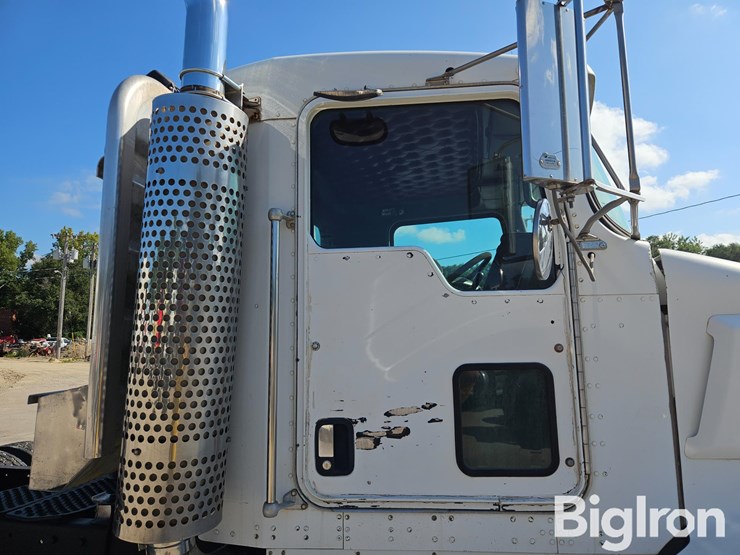 2007-kenworth-t800-image-18