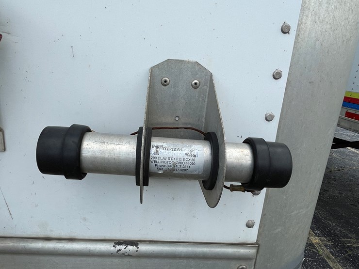 2012-utility-van-image-49
