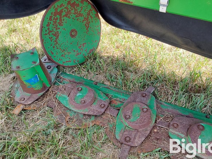 john-deere-275-image-18