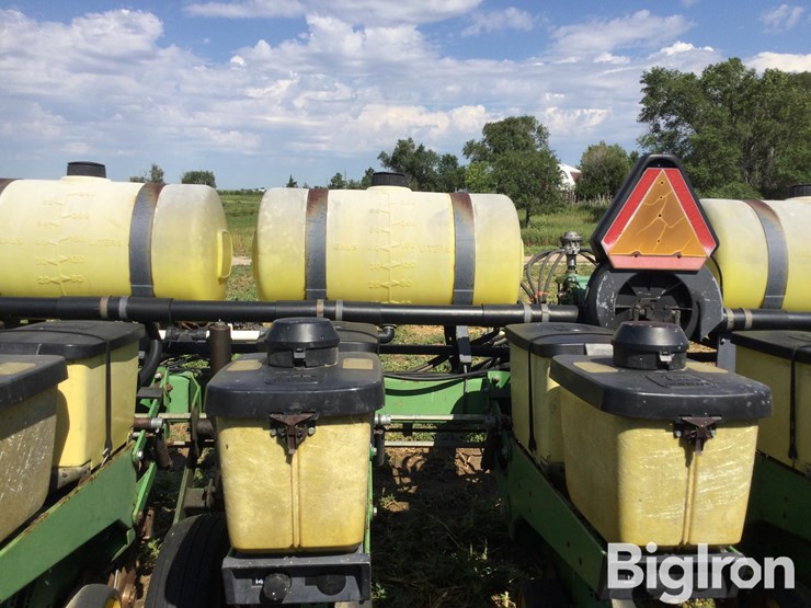 john-deere-7200-image-19