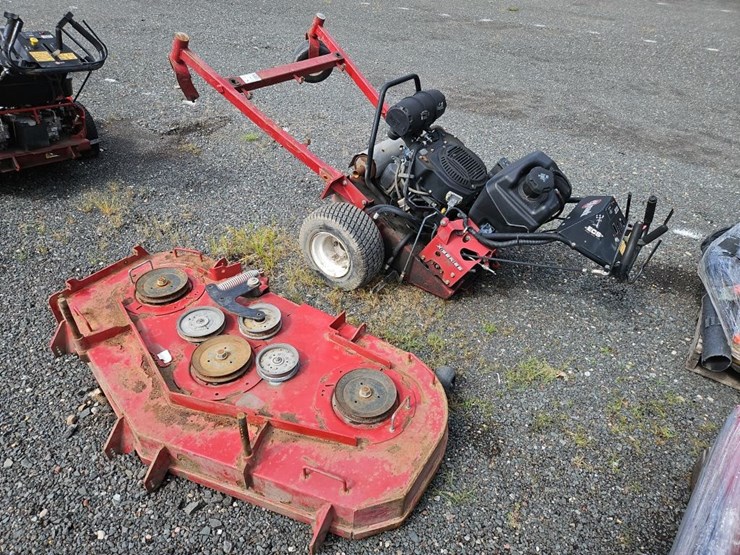 exmark-turf-tracer-walk-behind-mower-image-4