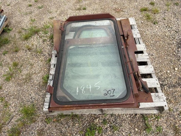 case-skidloader-doors-image-1