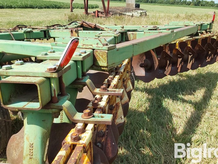 john-deere-1630-image-17