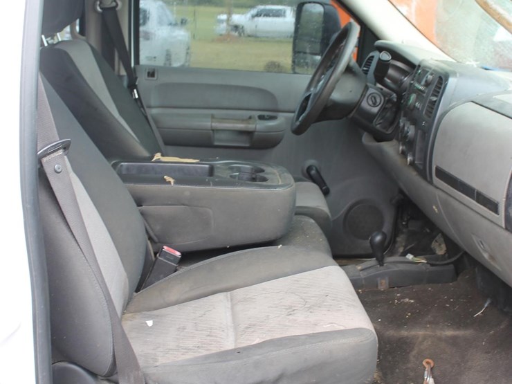 2007-chevrolet-2500-image-10