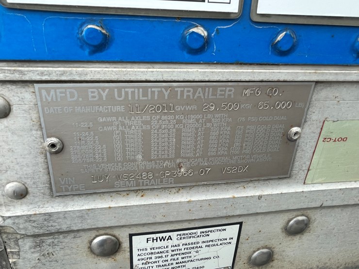 2012-utility-van-image-19