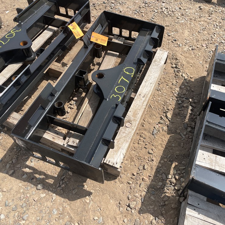 #3070 • Unused 2025 Wolverine Pallet Fork Frame Attachment