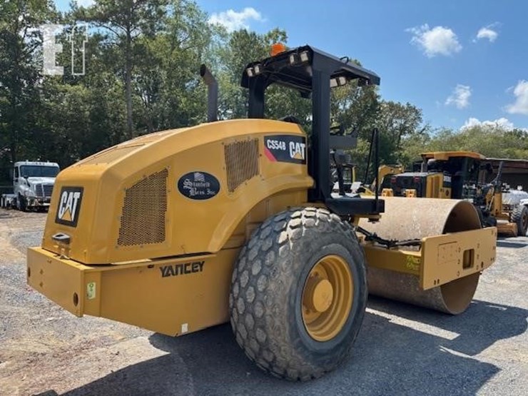 2016-caterpillar-cs54b-image-5