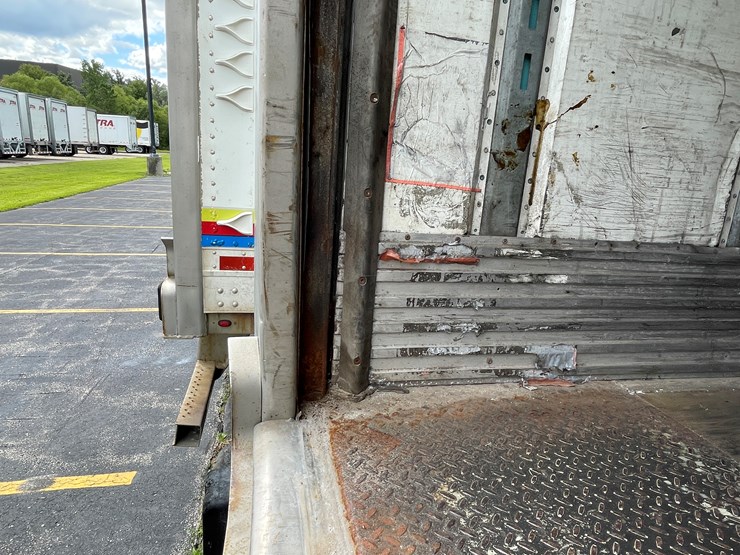 2012-utility-van-image-14