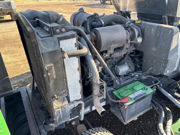 2013-john-deere-1600-turbo-image-31