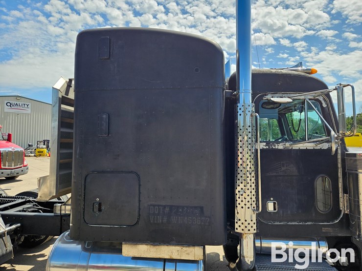 1998-peterbilt-379-image-18