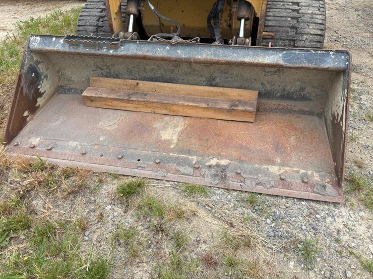 2020-caterpillar-299d3-image-23