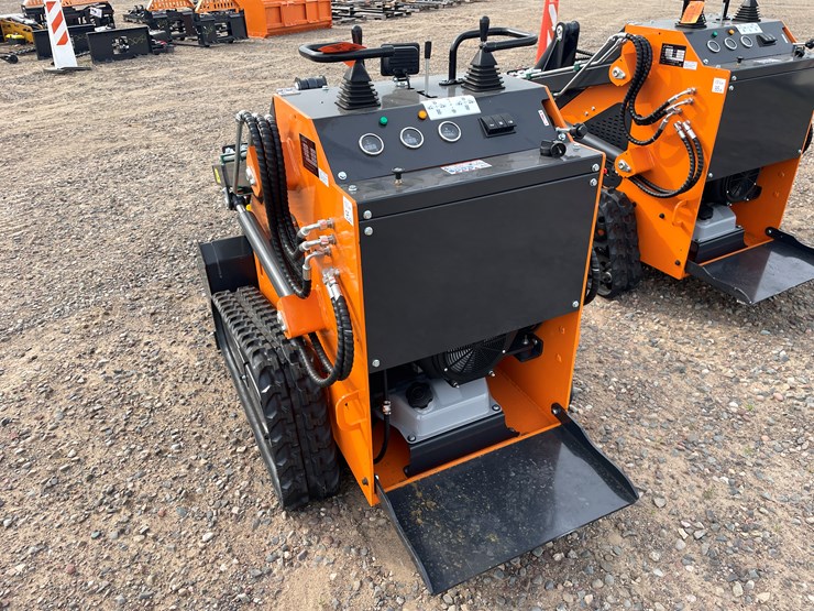 #9084-•-unused-2025-landhero-mini-skid-steer-loader-image-3
