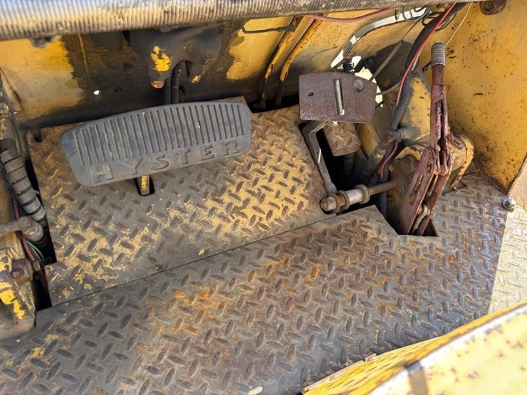 1969-hyster-h60f-image-21
