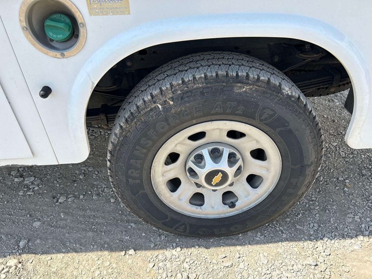 2017-chevrolet-silverado-3500-image-24